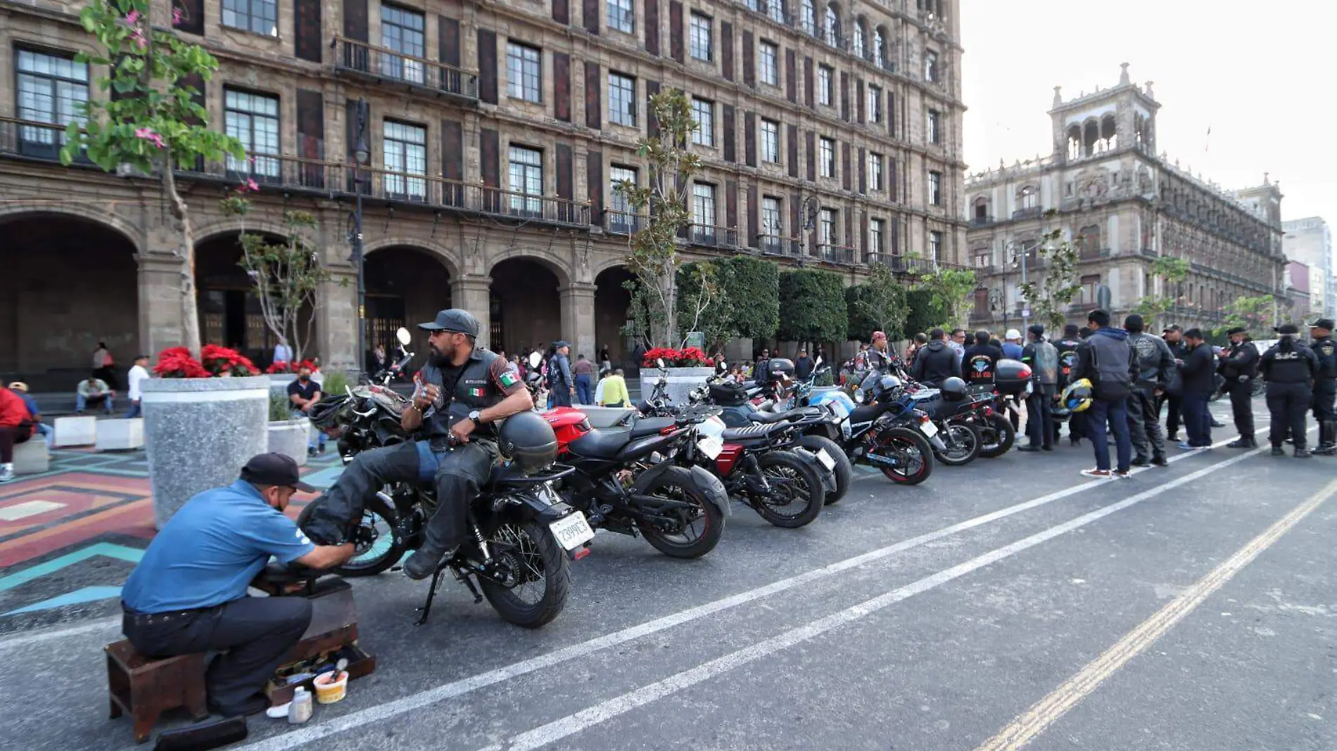 Suspenden modificaciones al Reglamento de Tránsito tras mesa de dialogo con motociclistas